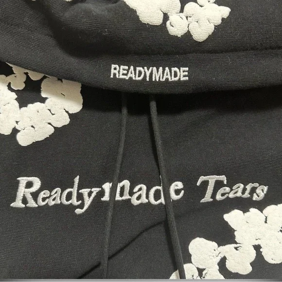 Black and White Floral Patterned Hoodie Sweater